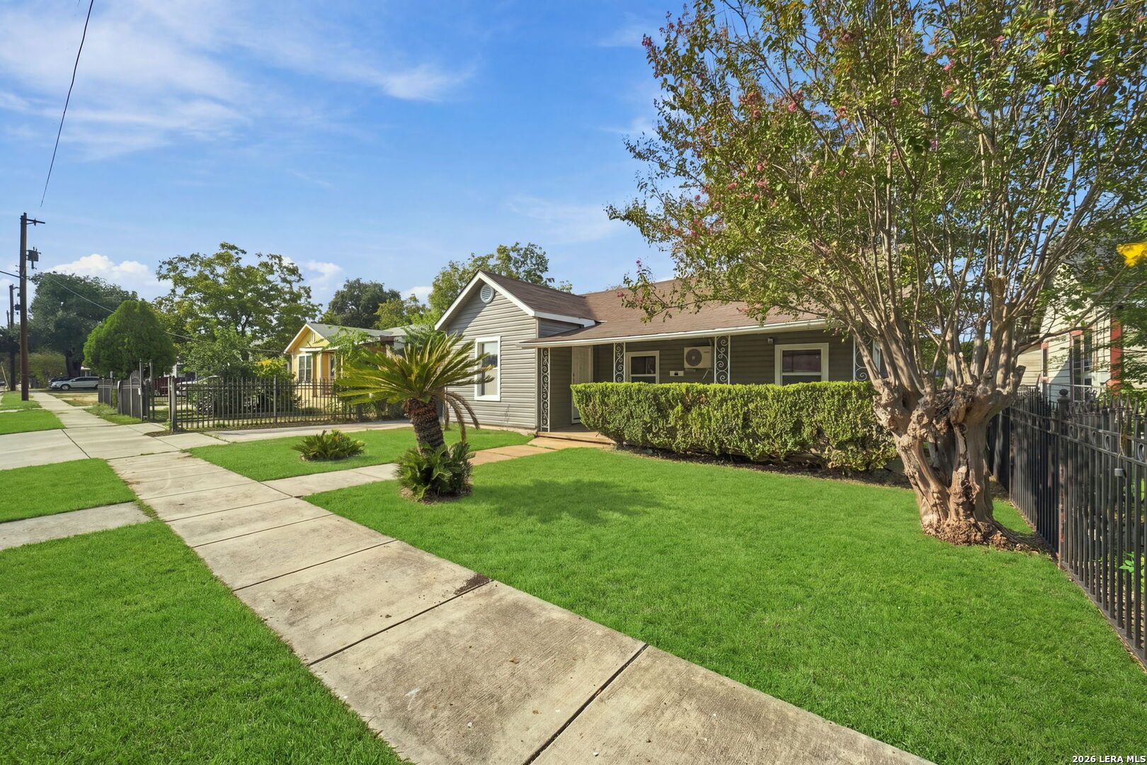 main property photo 20