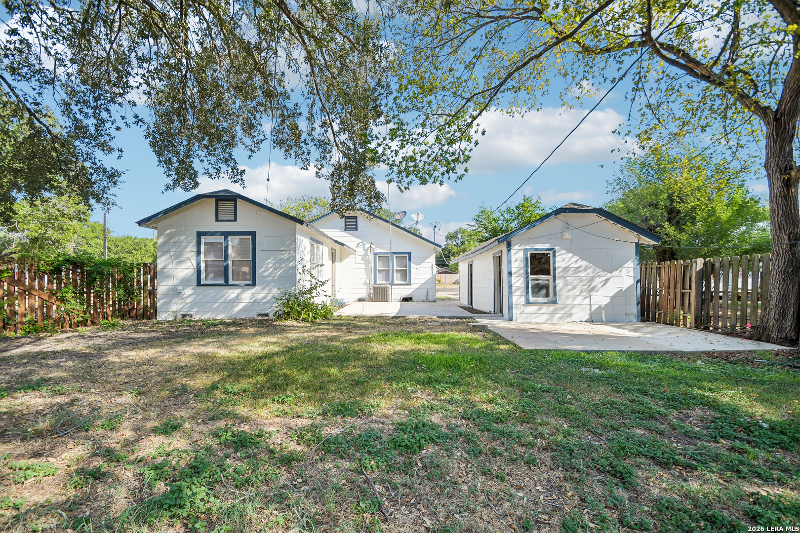 main property photo 31