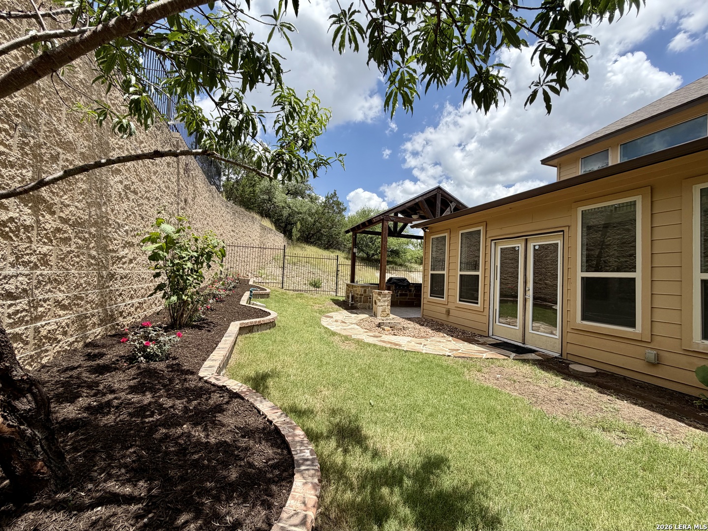 main property photo 49