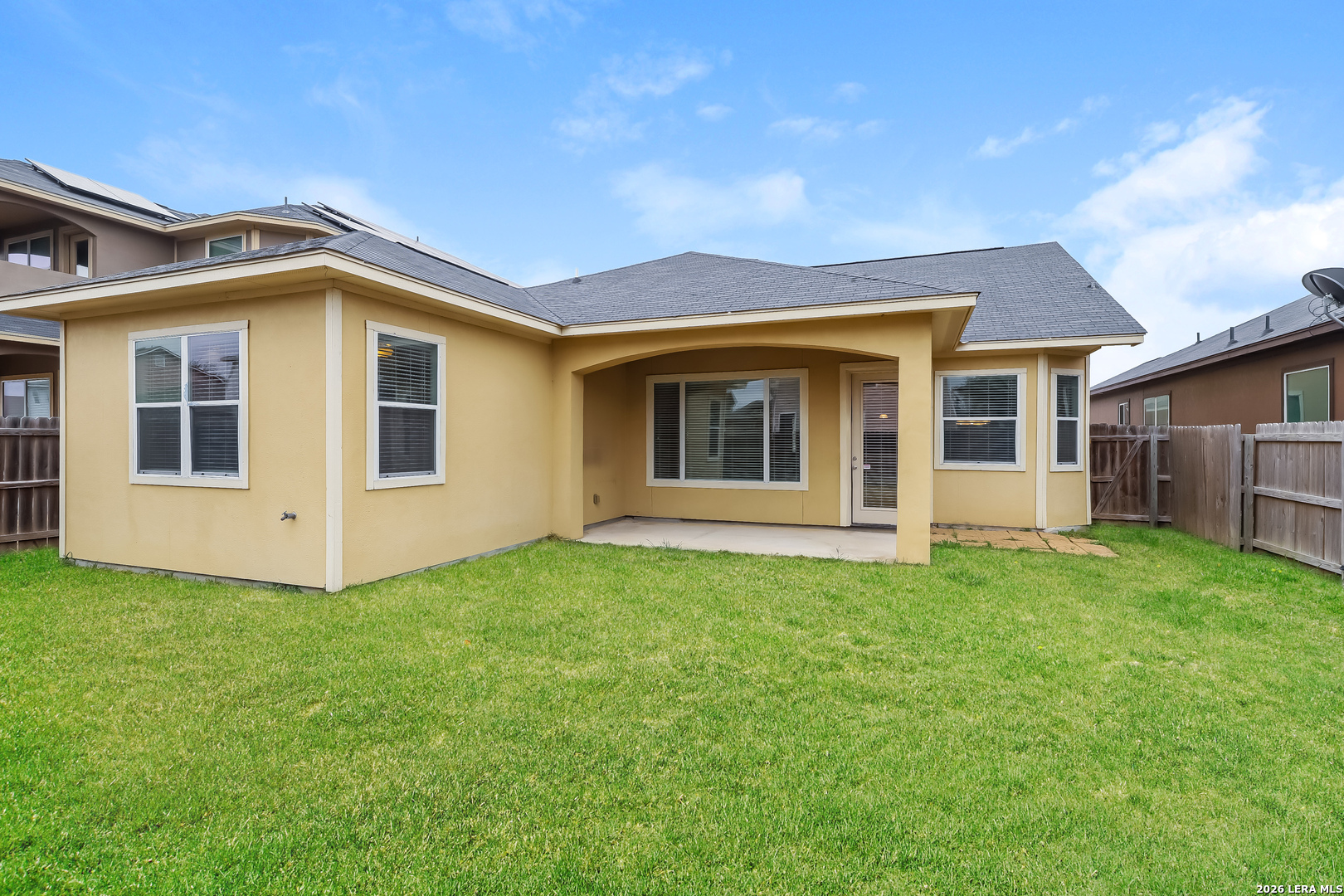 main property photo 14