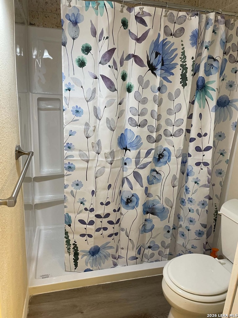 main property photo 18