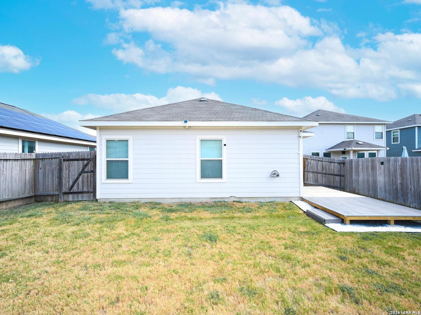 main property photo 17