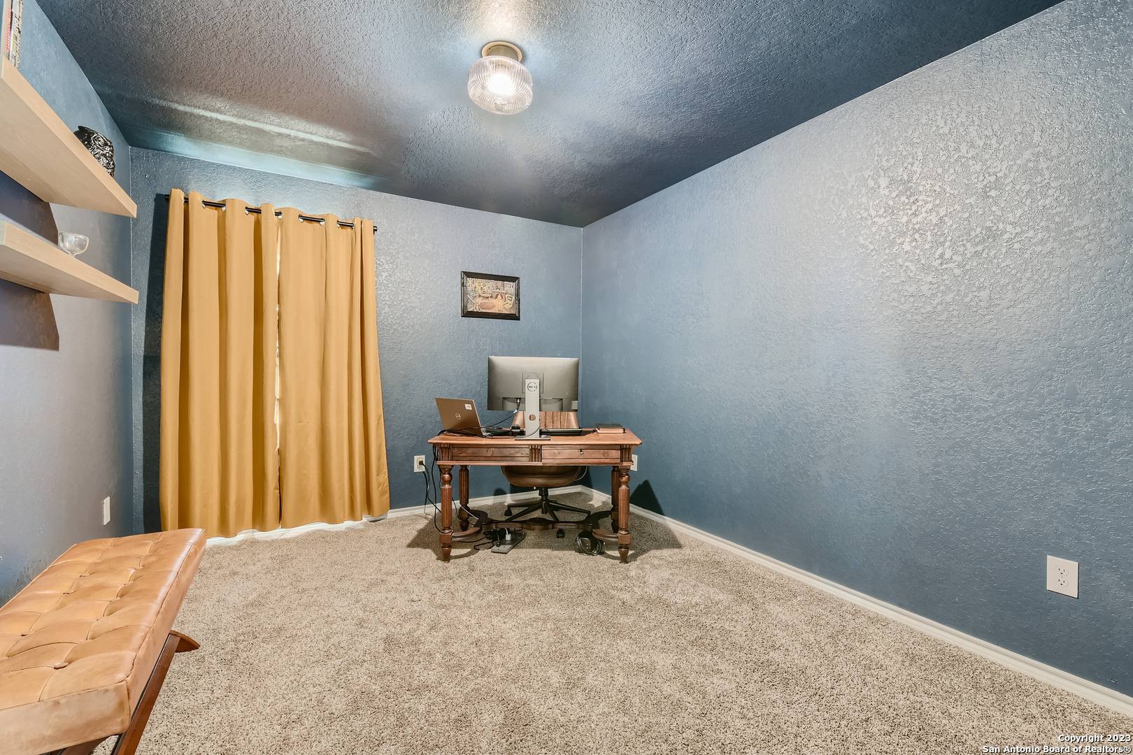 main property photo 13