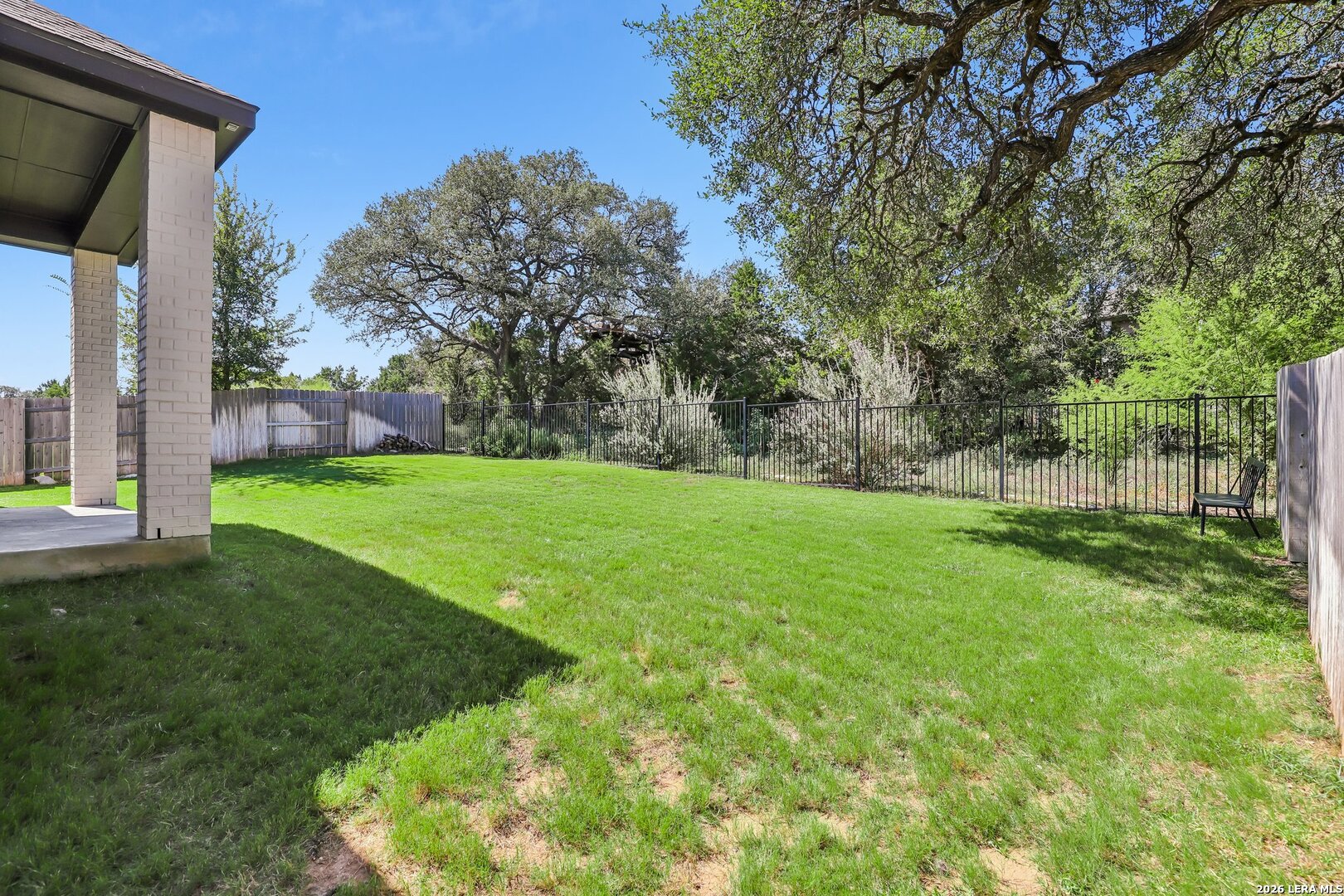 main property photo 31