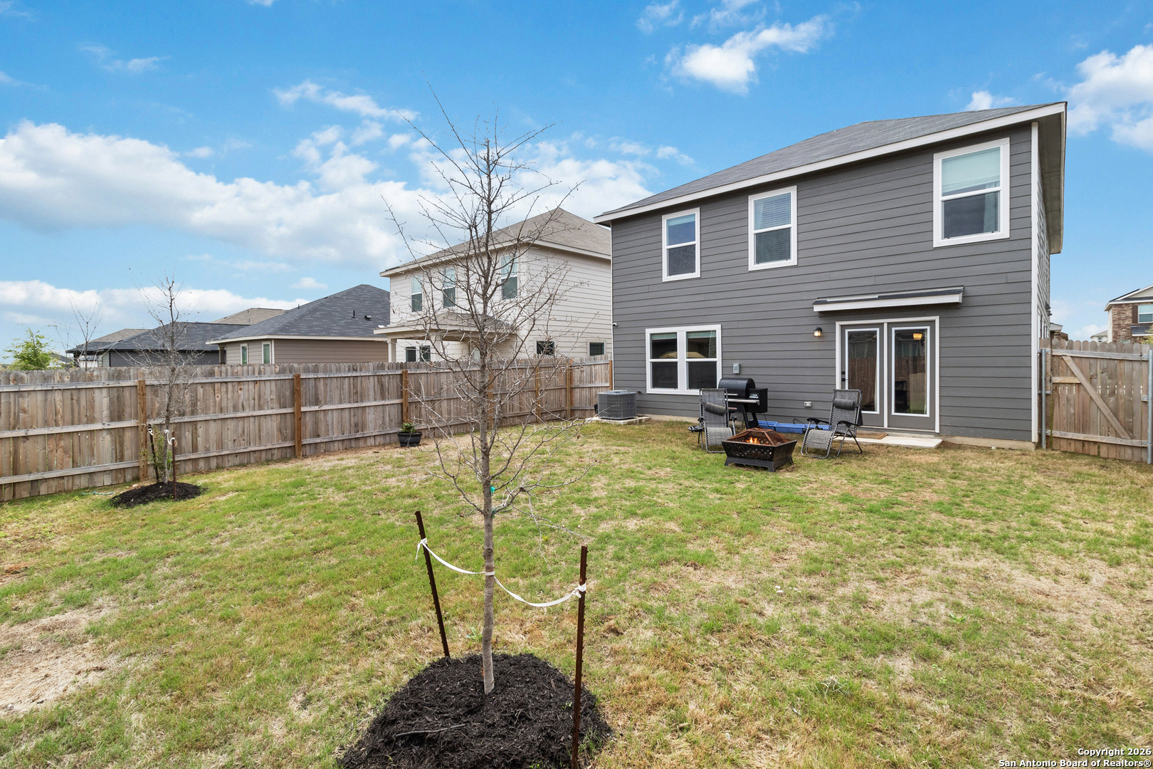 main property photo 32