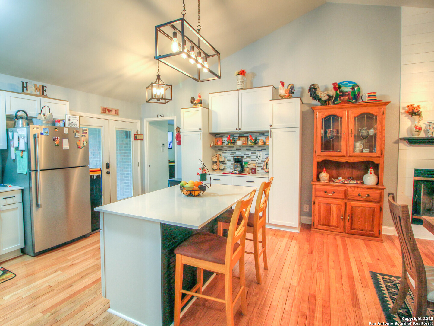 main property photo 3
