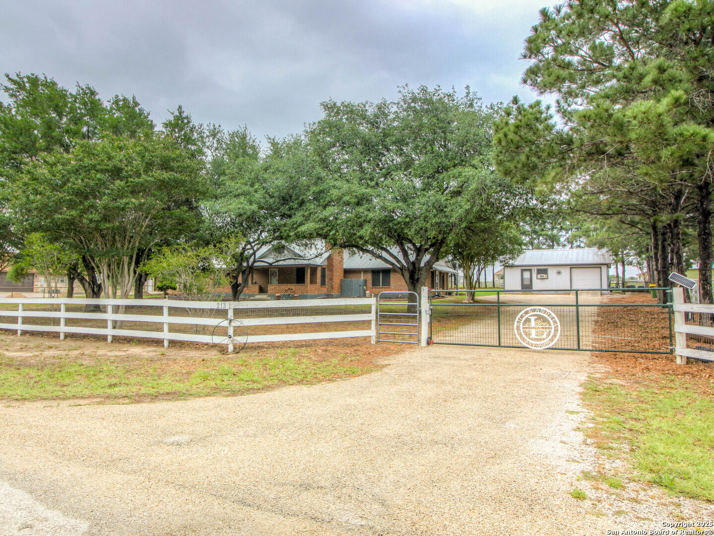 main property photo 38