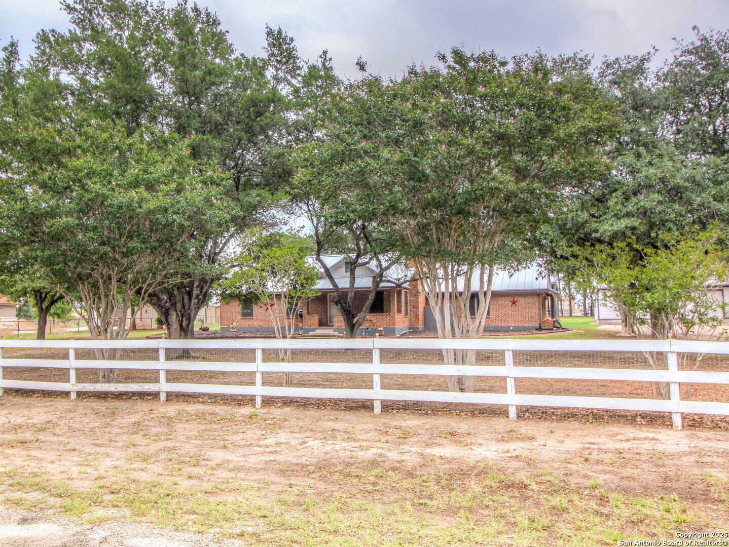 main property photo 45