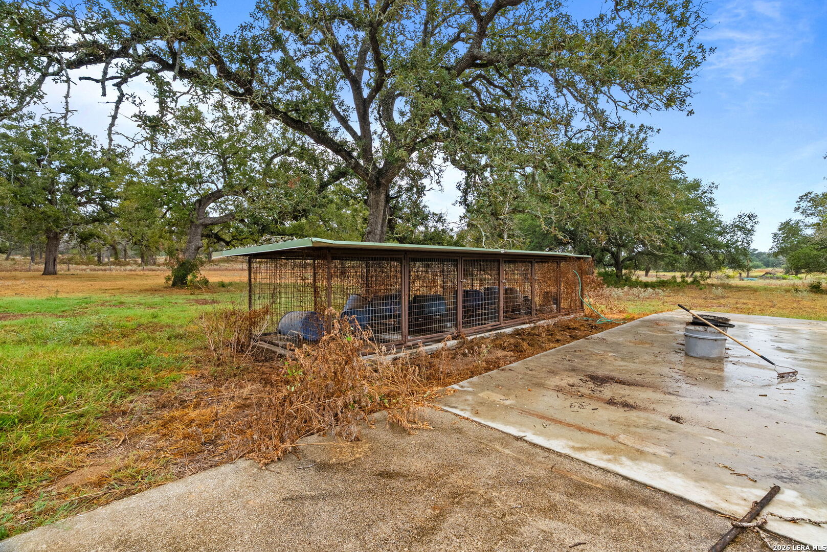 main property photo 33