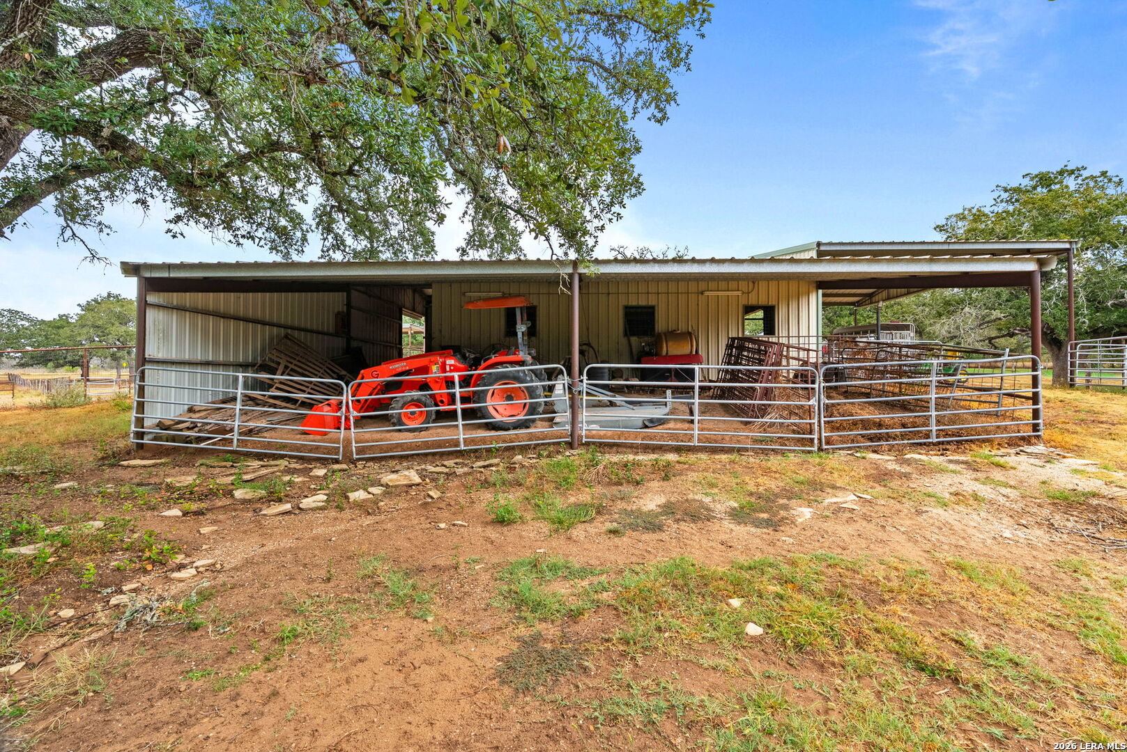 main property photo 34