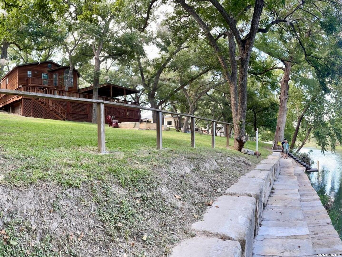 main property photo 38