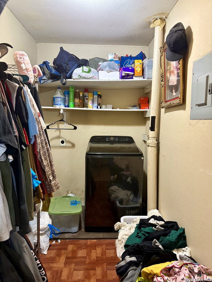 main property photo 16