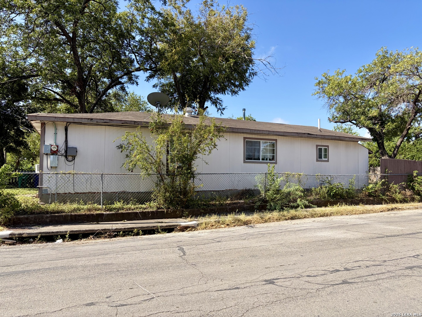 main property photo 35