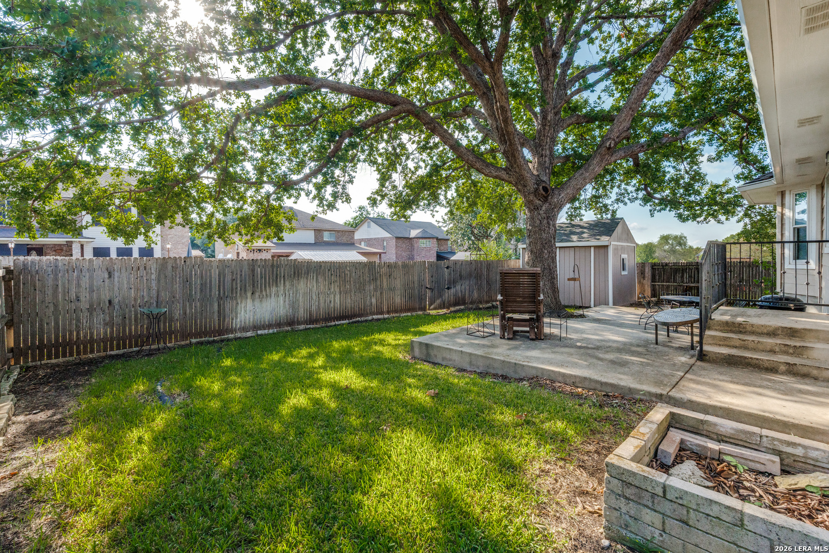 main property photo 22