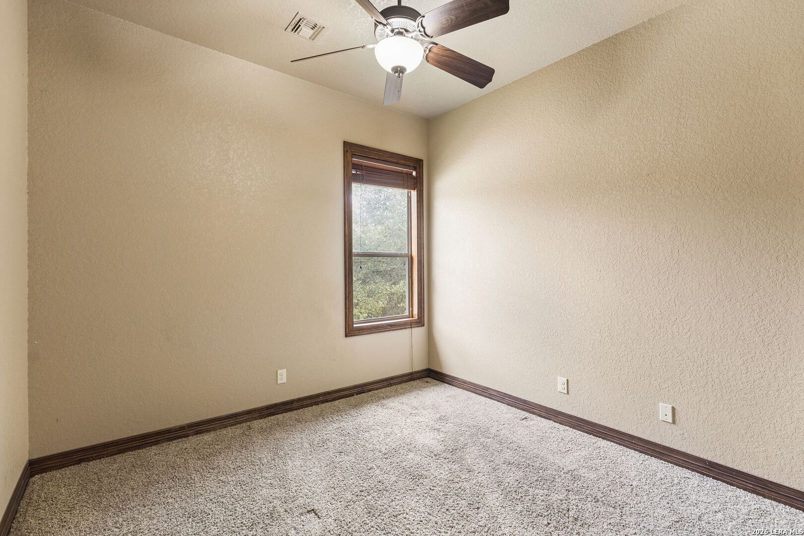 main property photo 78