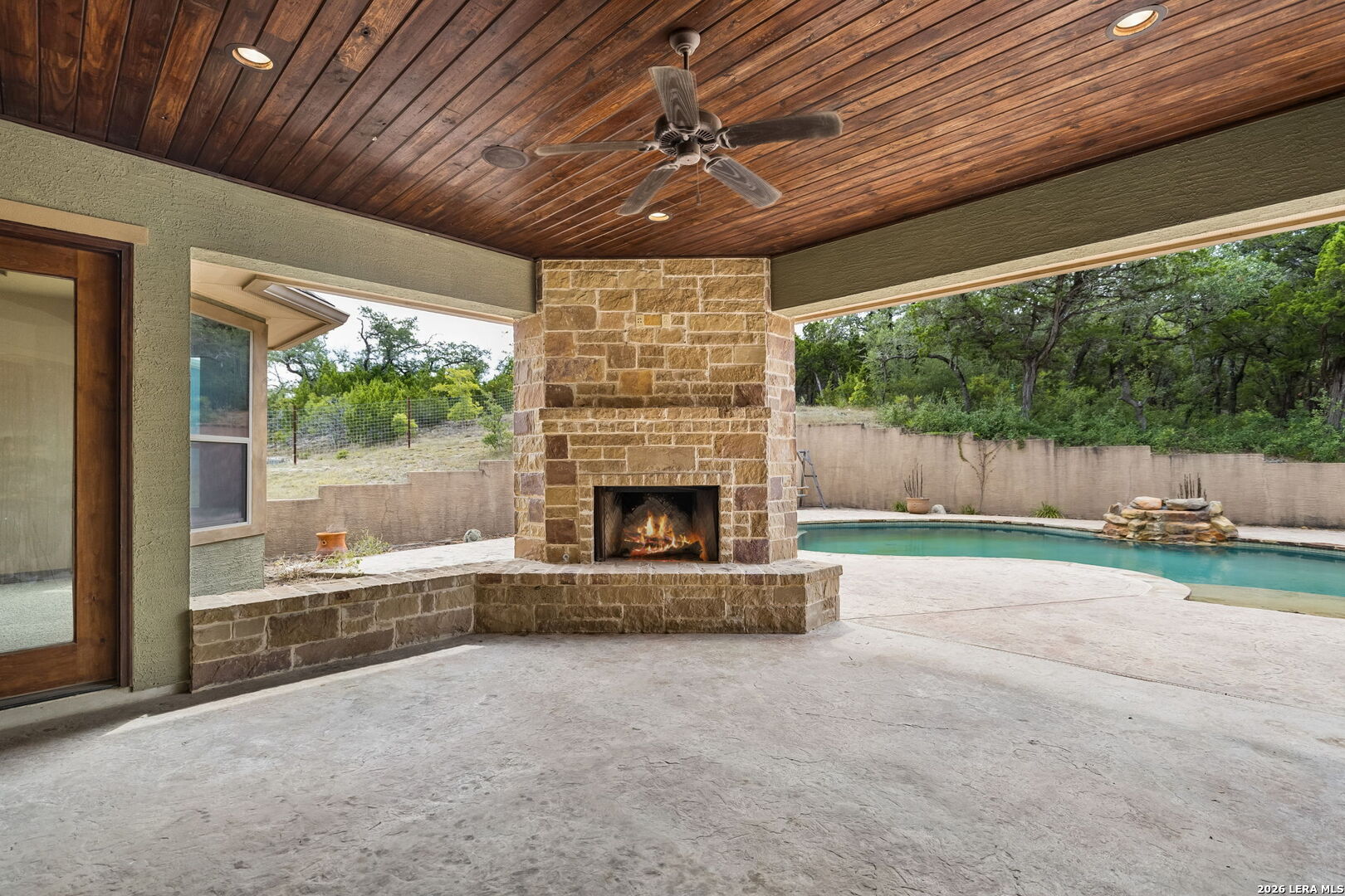main property photo 81