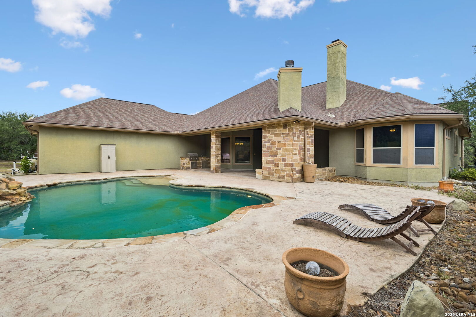 main property photo 88