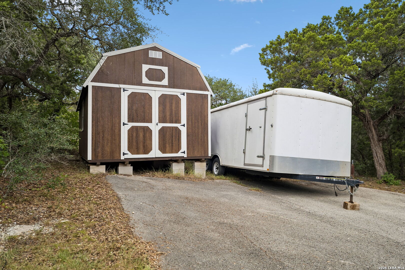 main property photo 92