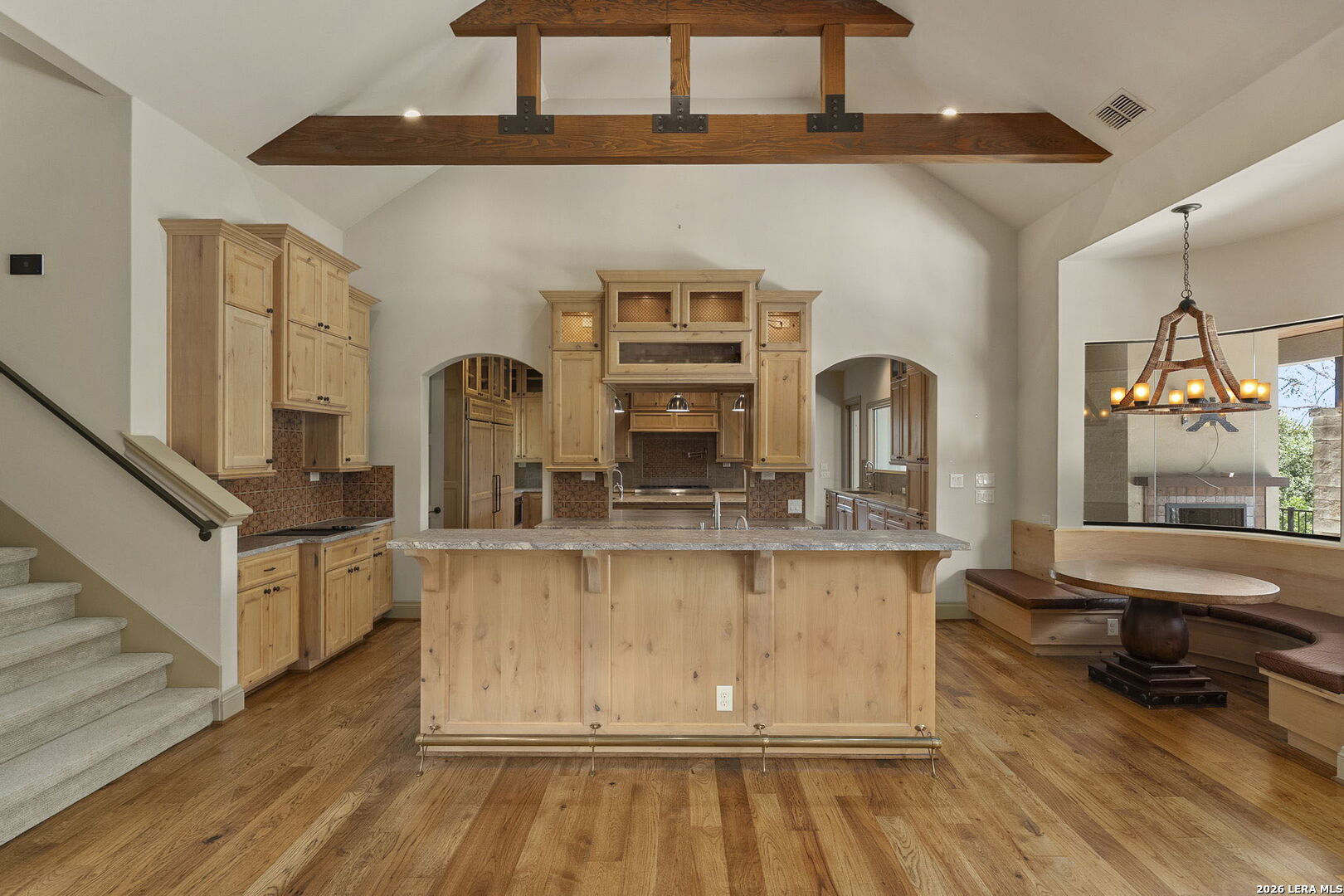 main property photo 16