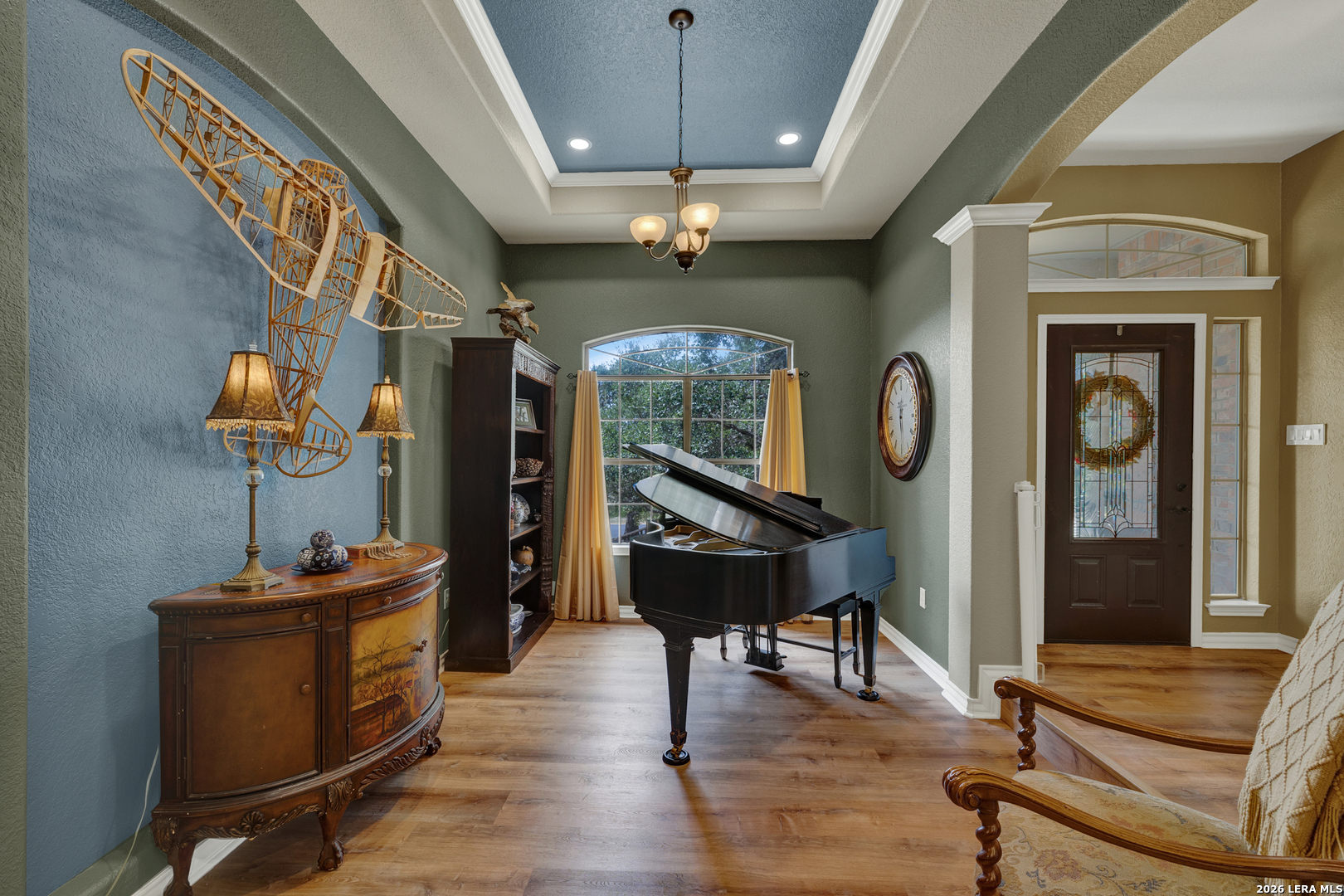 main property photo 13