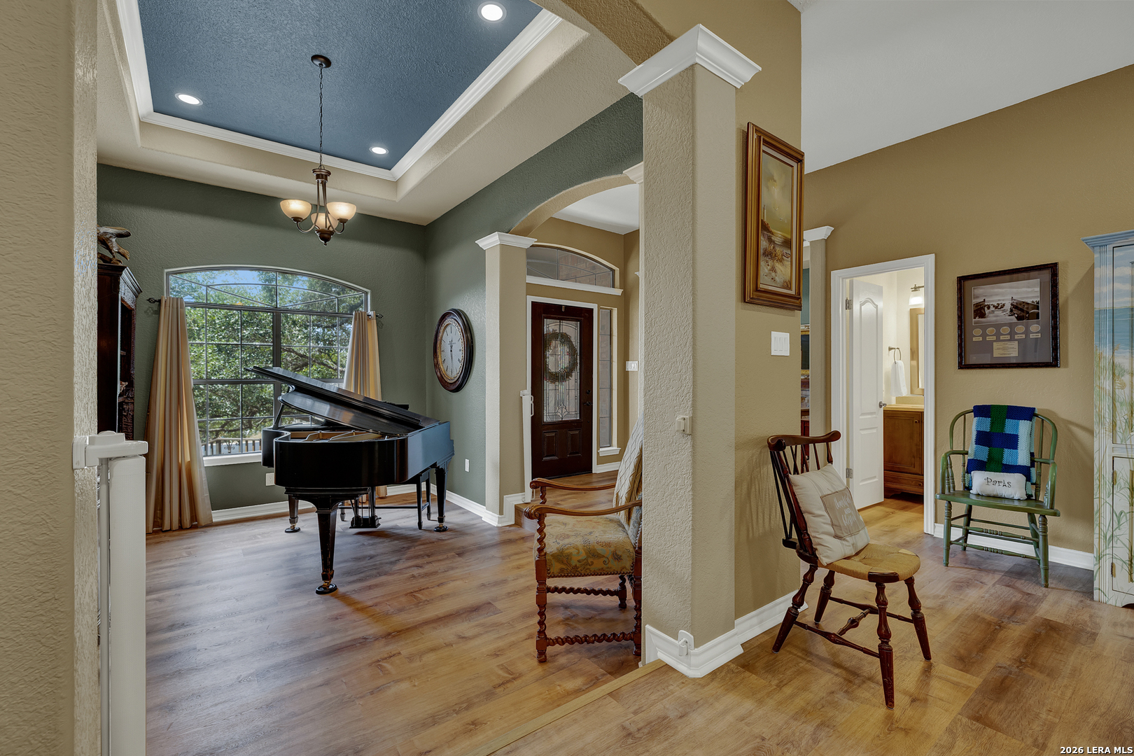 main property photo 14