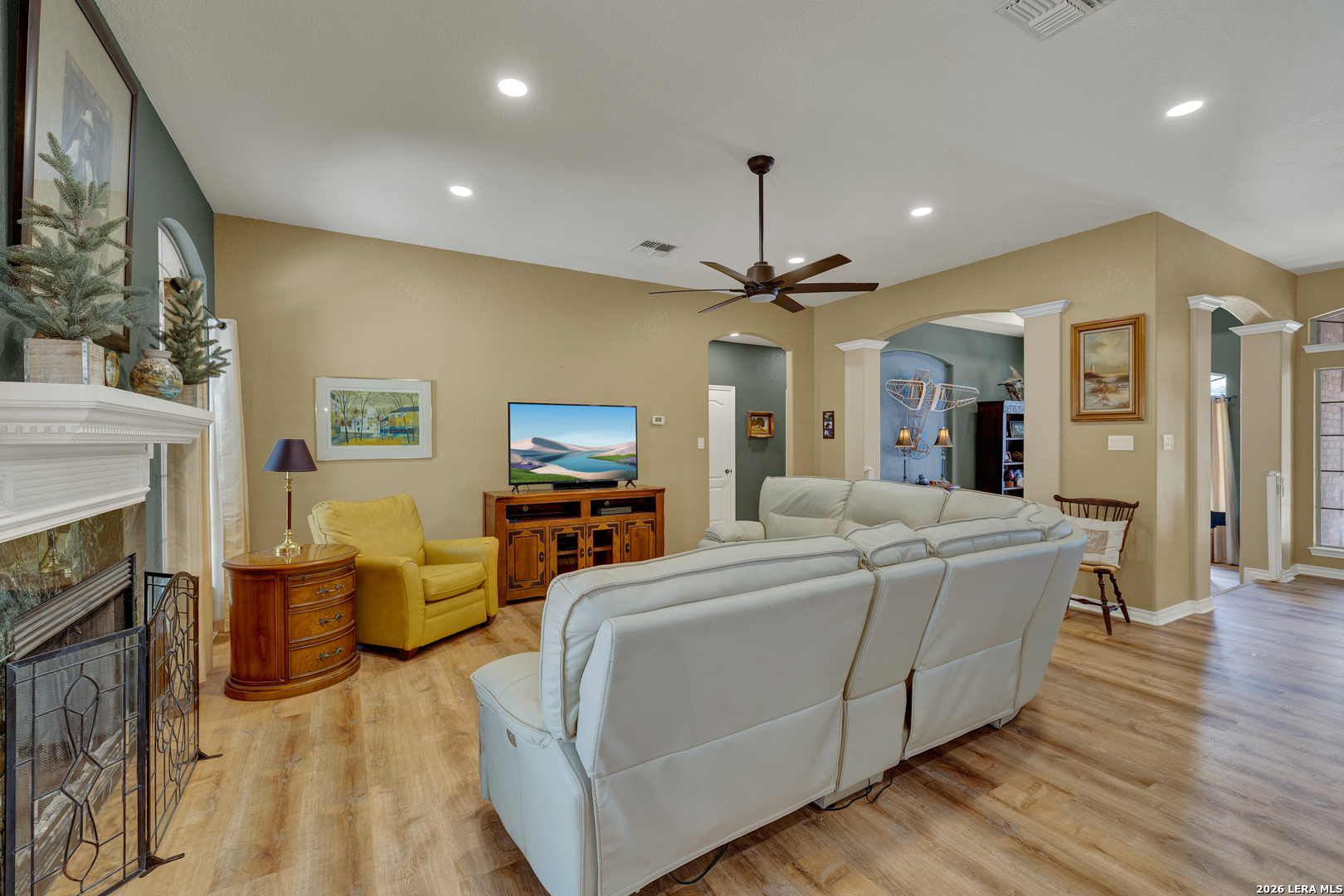 main property photo 15