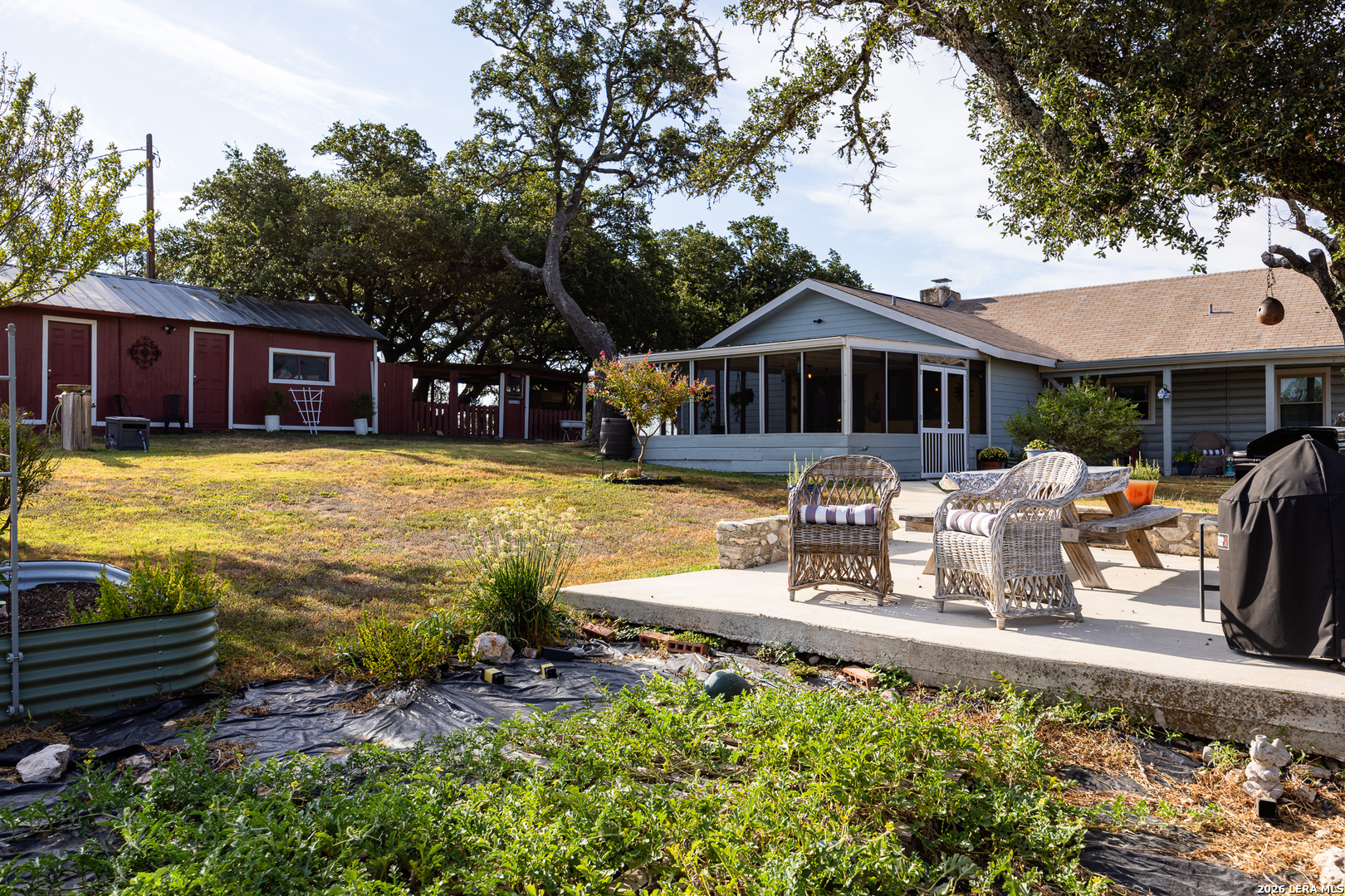 main property photo 21