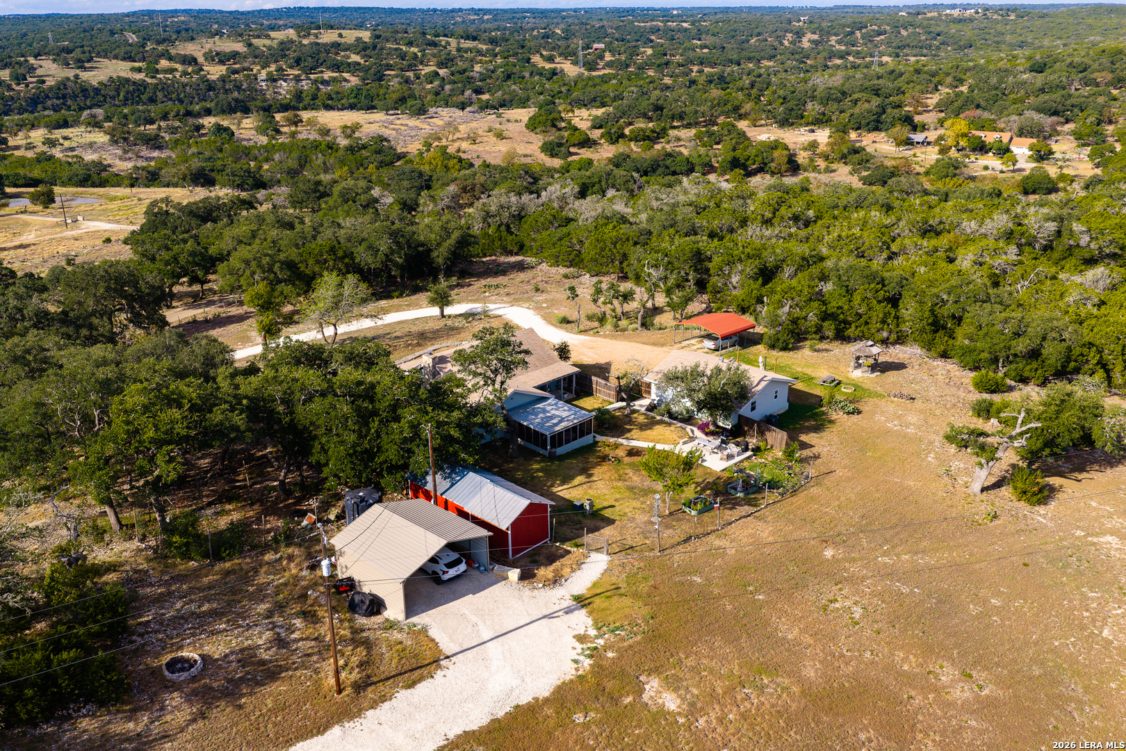 main property photo 30