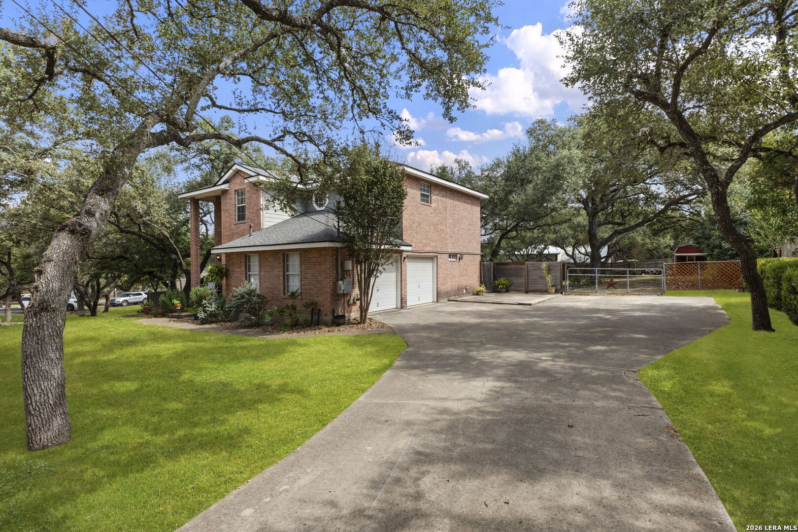 main property photo 34