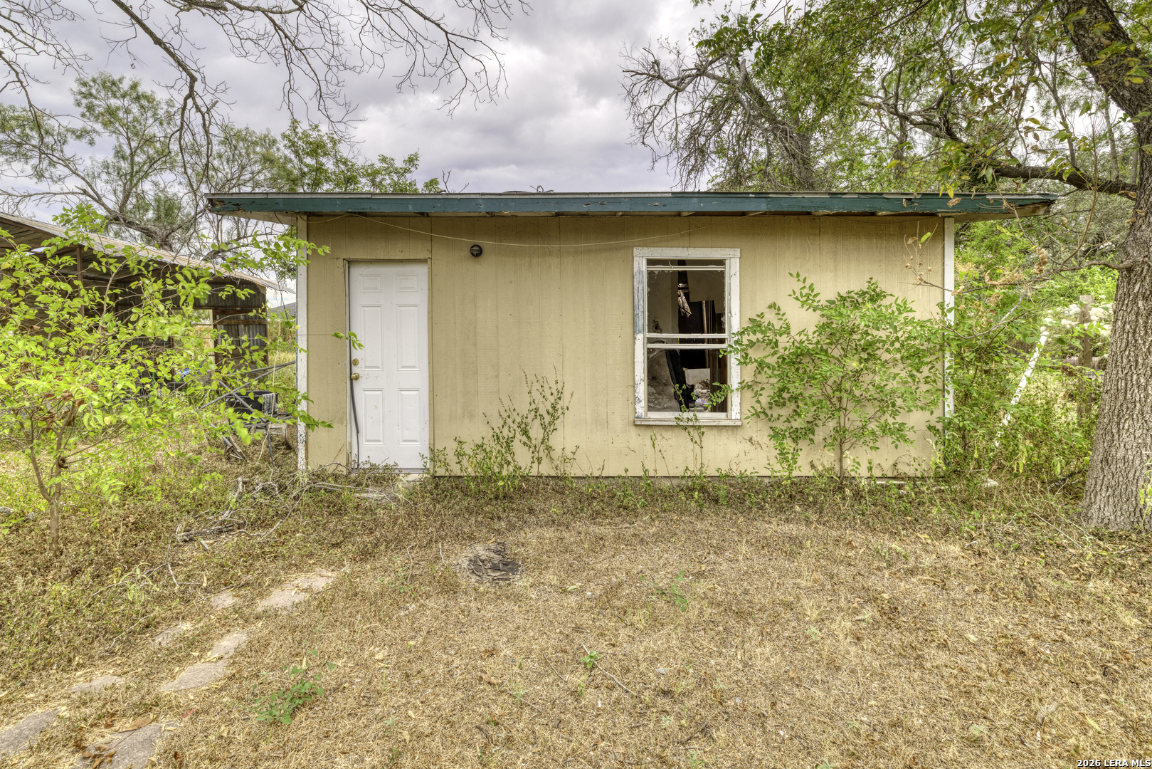 main property photo 10