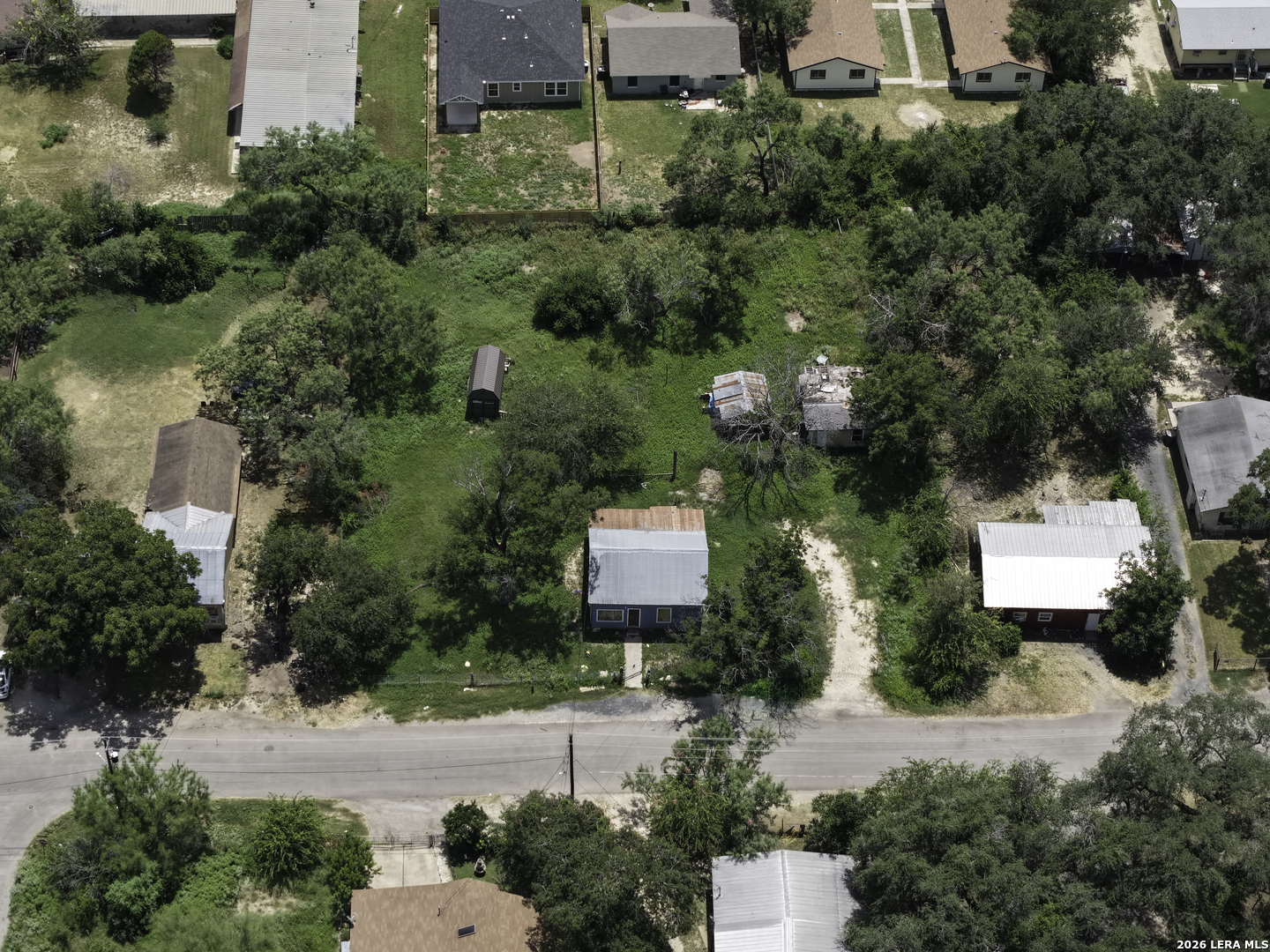 main property photo 23