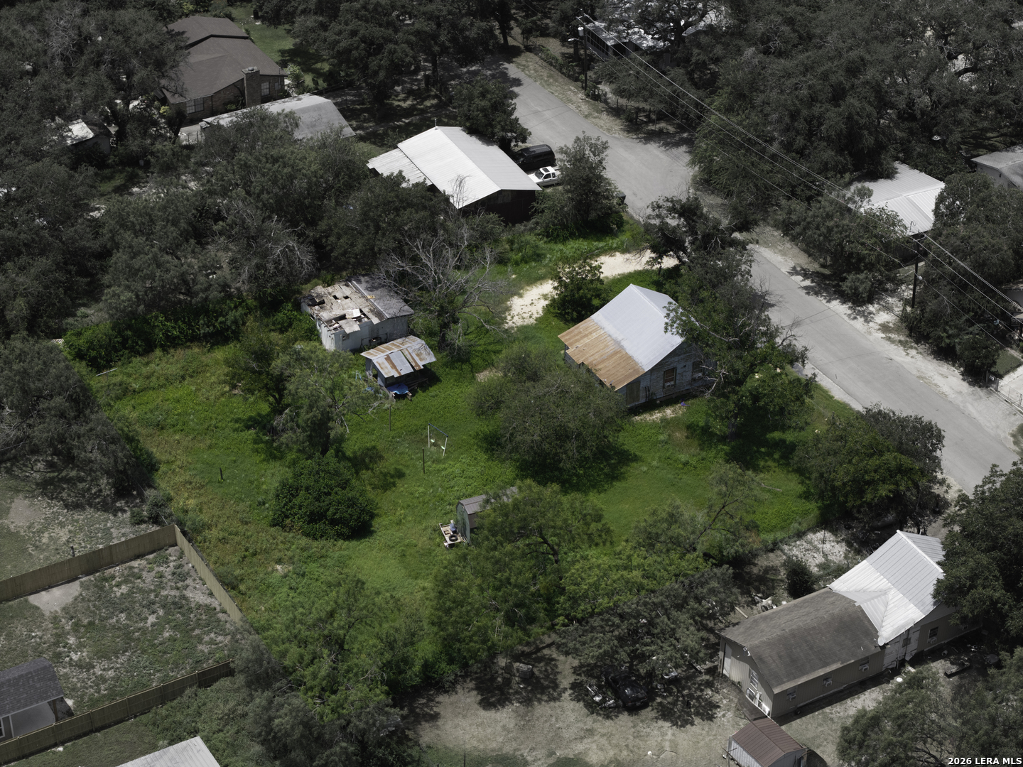 main property photo 25