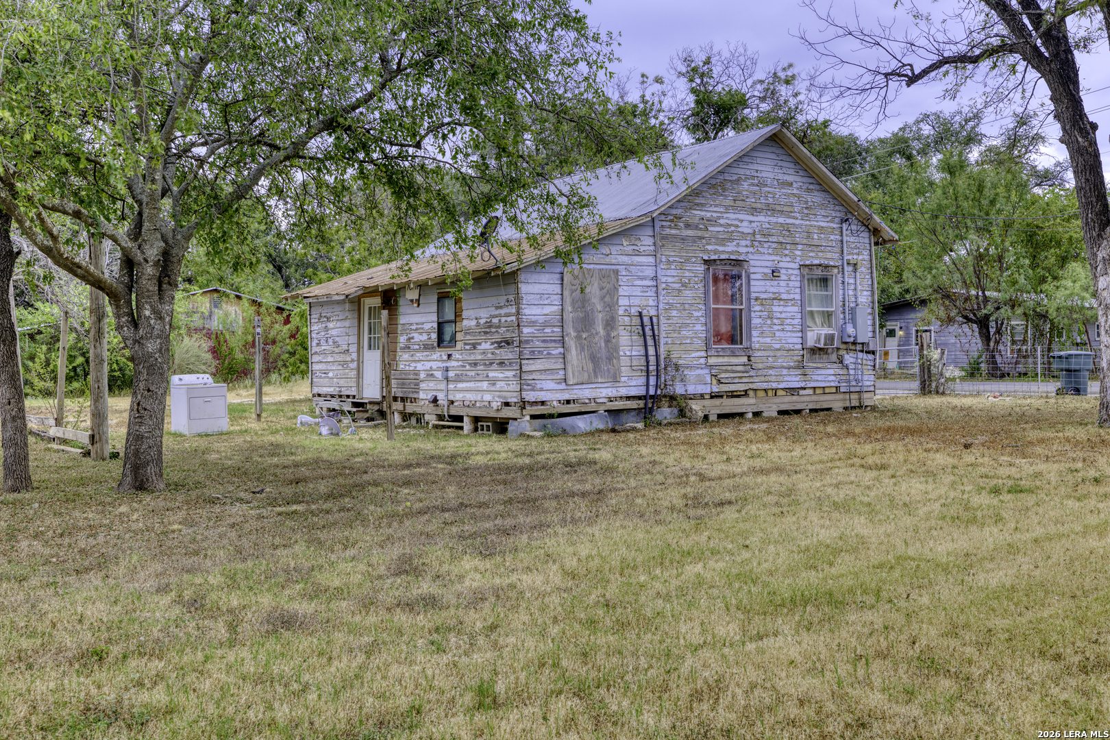 main property photo 5