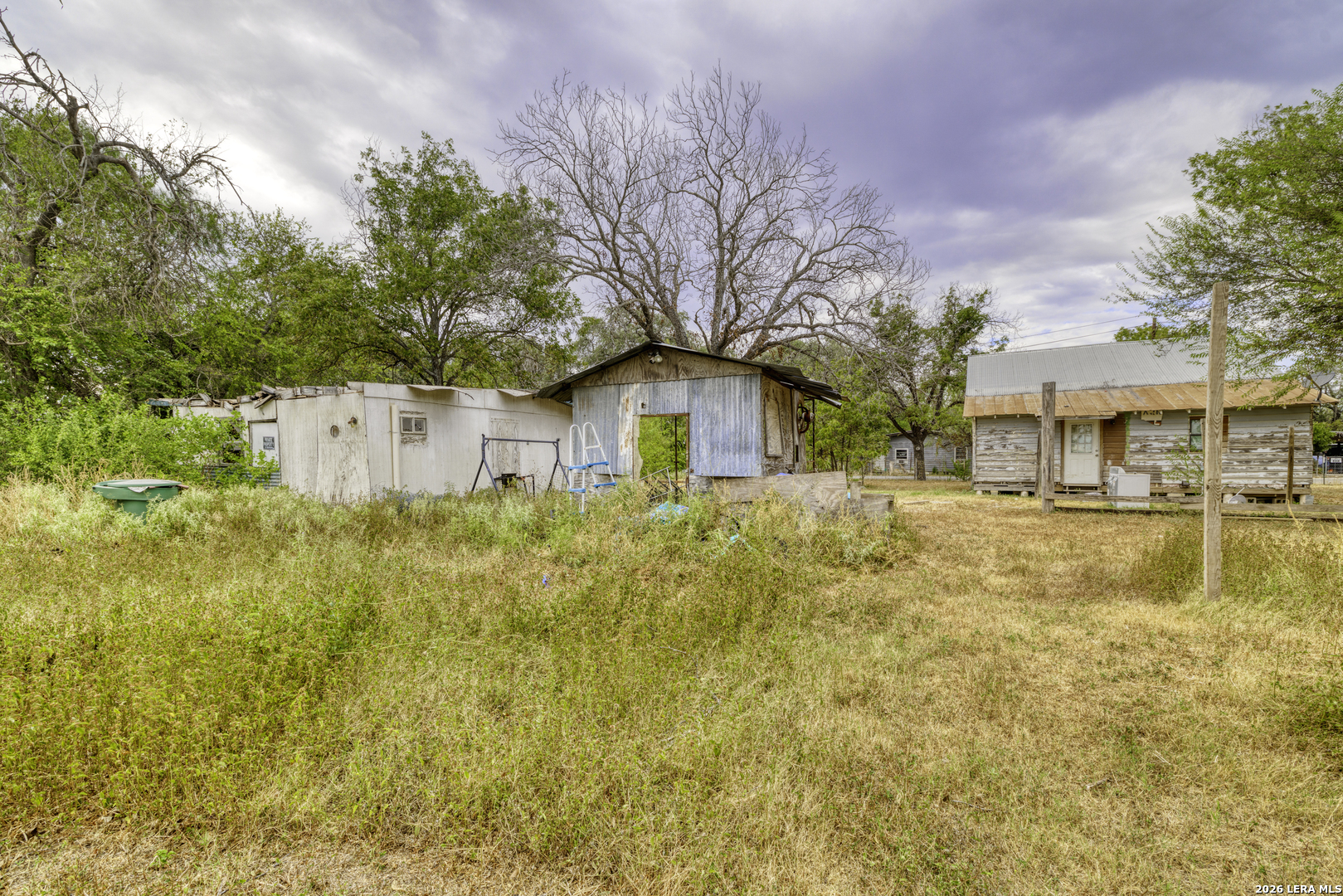 main property photo 7