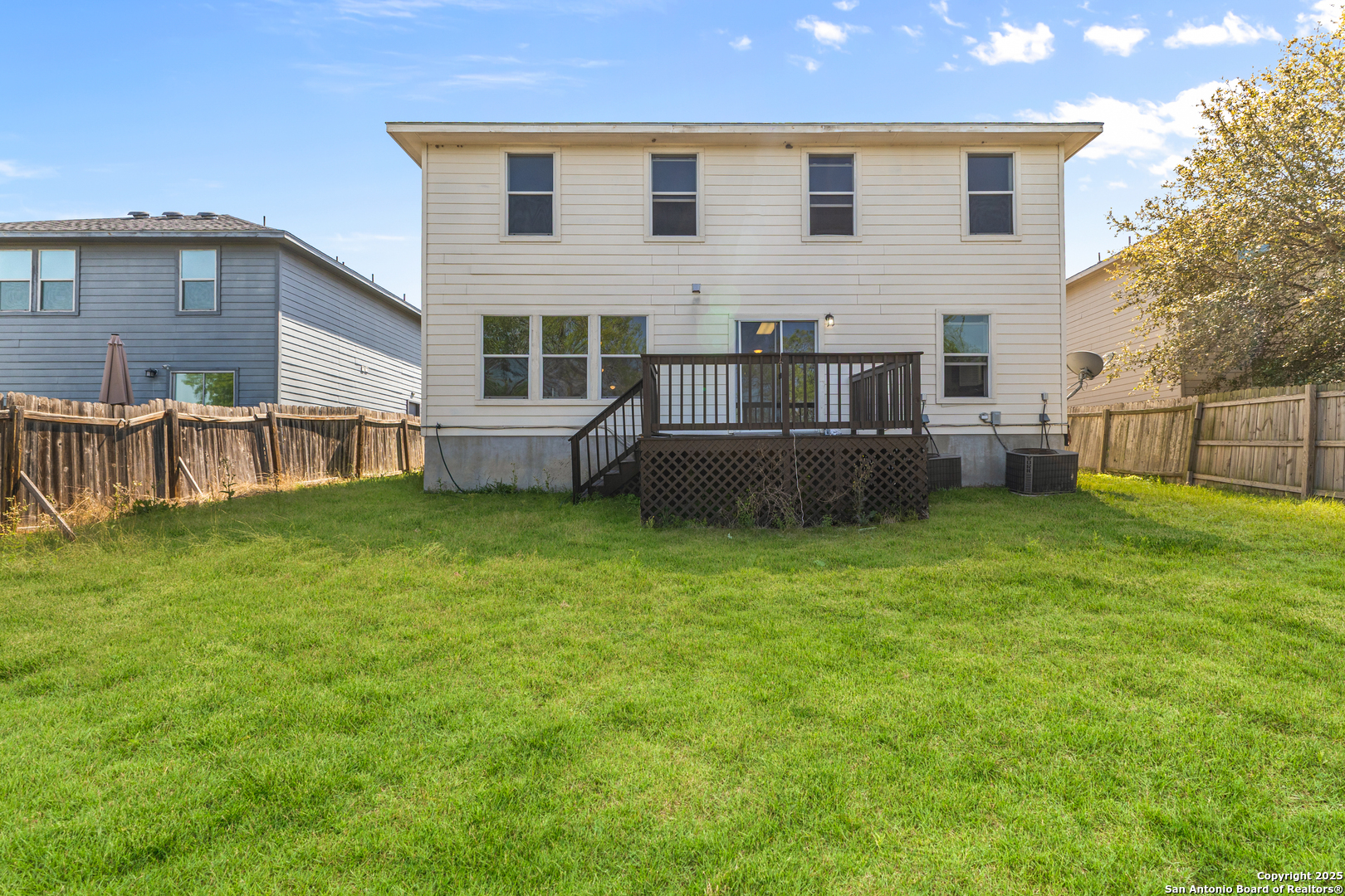 main property photo 23