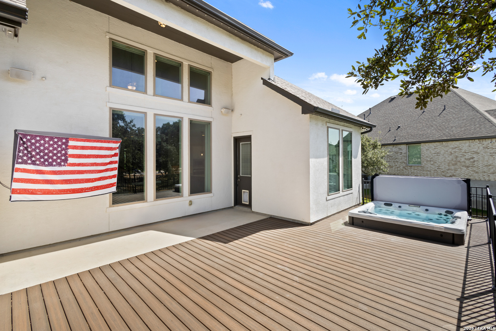 main property photo 22