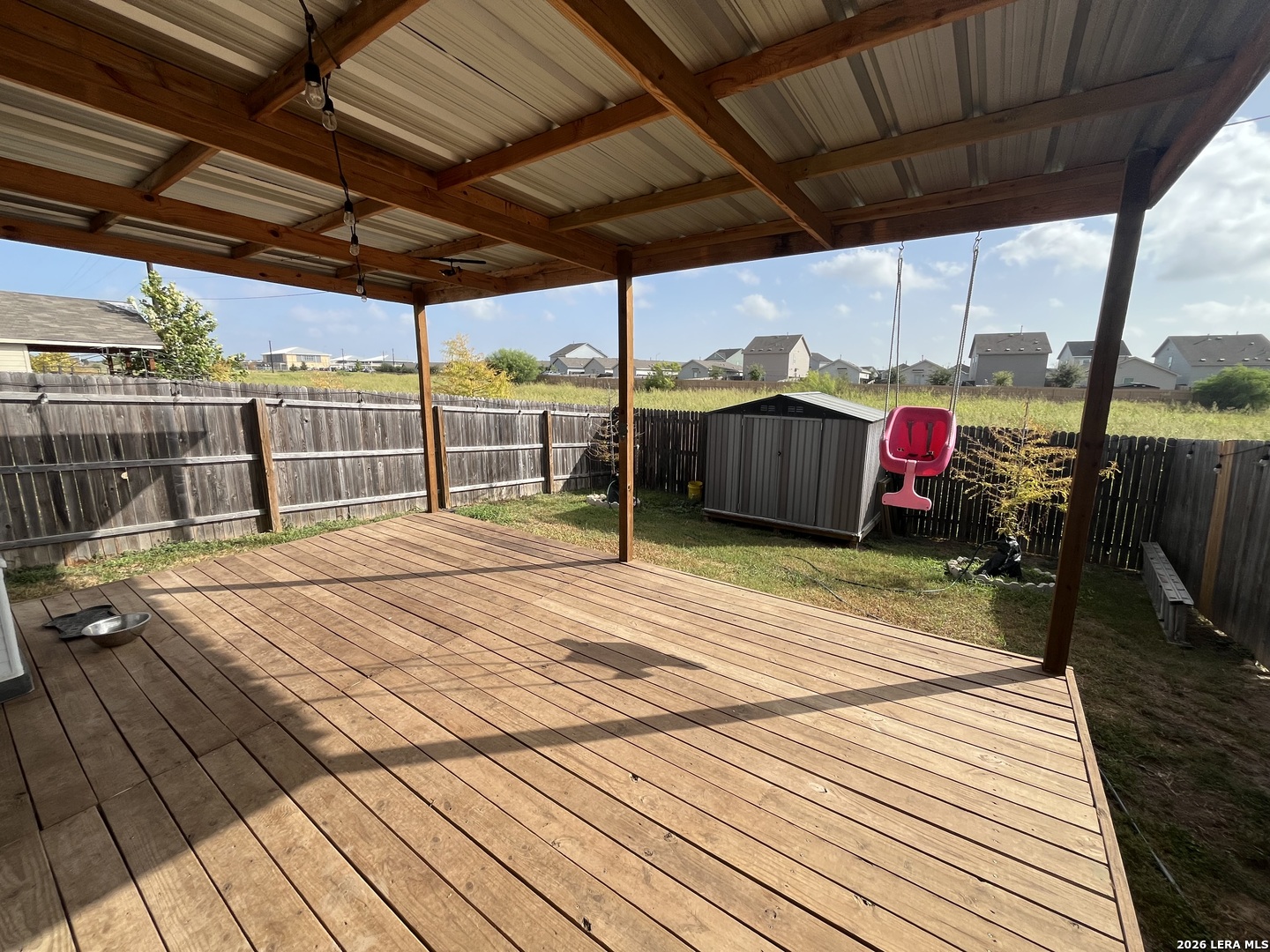 main property photo 17