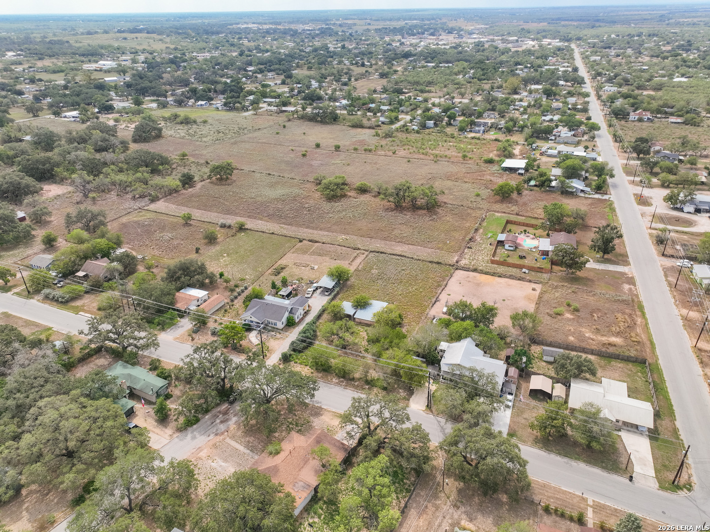 main property photo 14