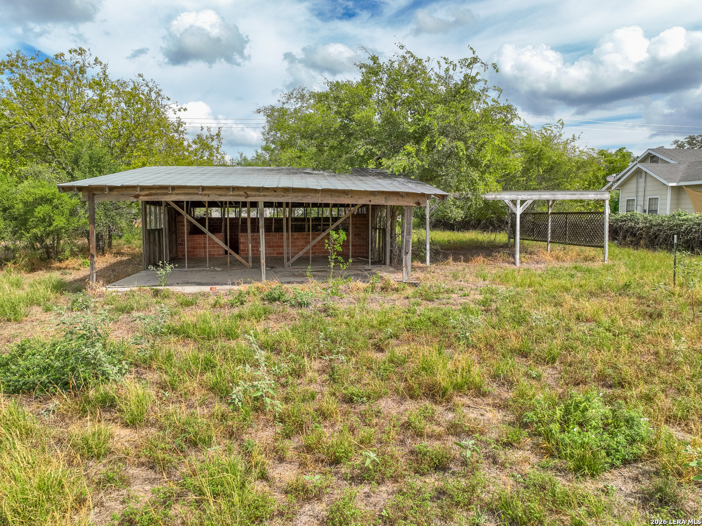 main property photo 19