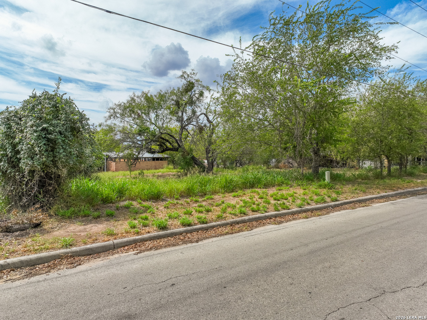 main property photo 24