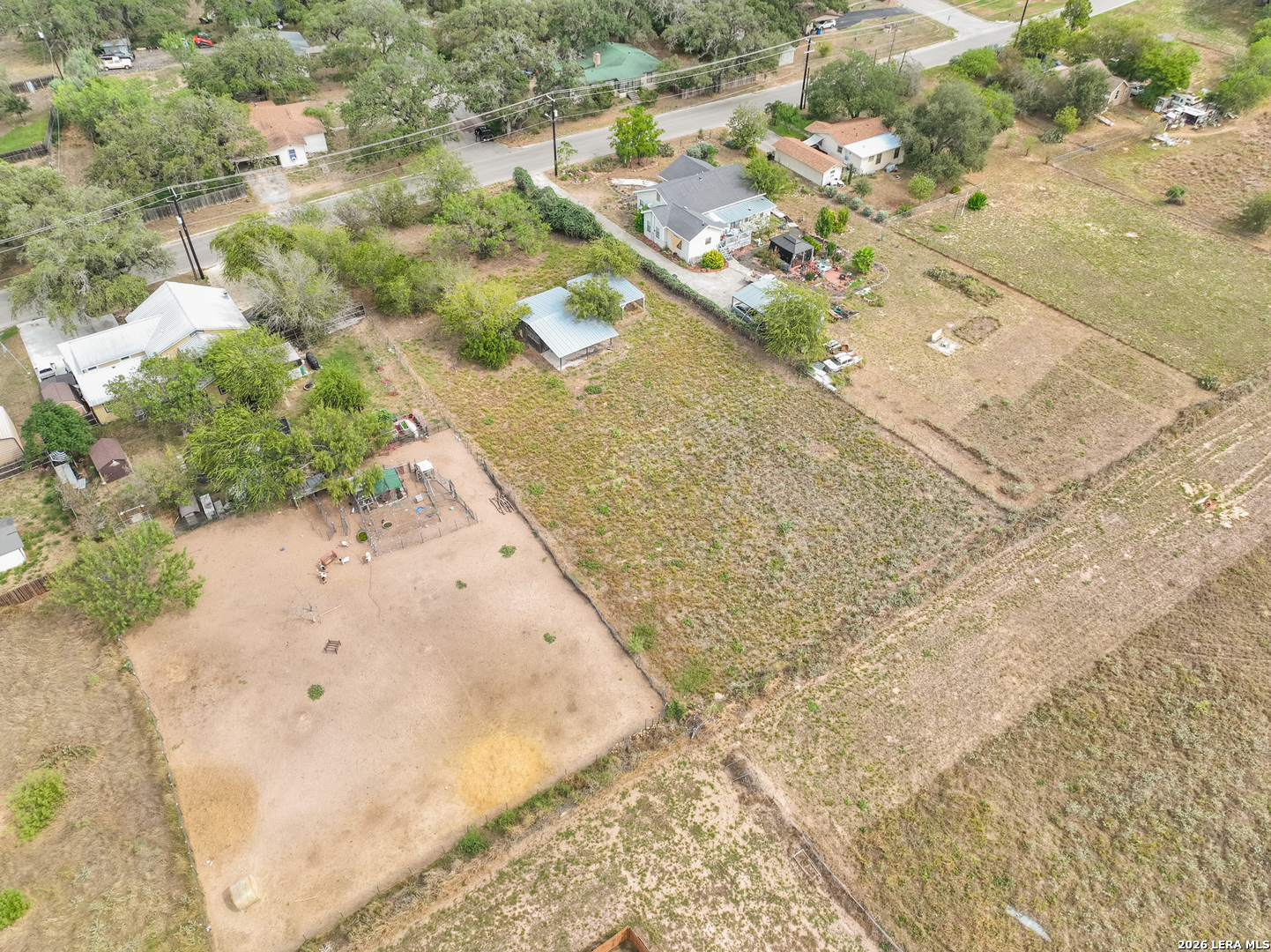 main property photo 7