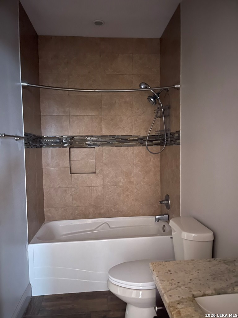 main property photo 15