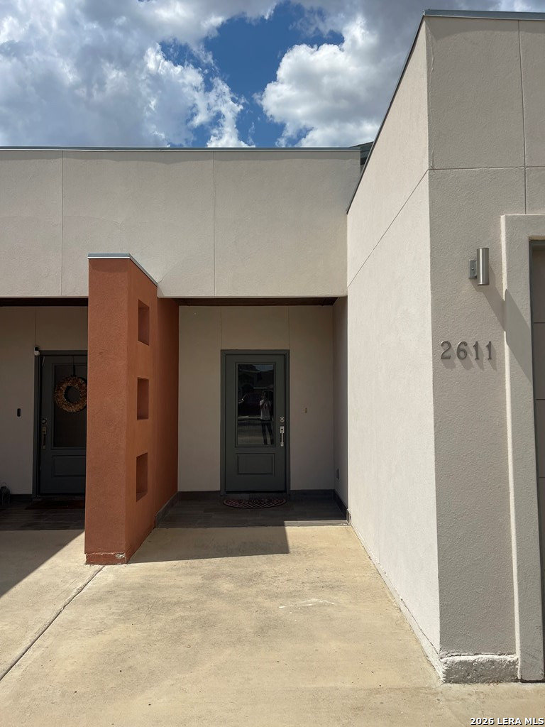 main property photo 6