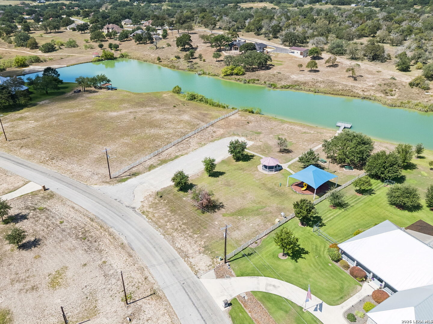 main property photo 44