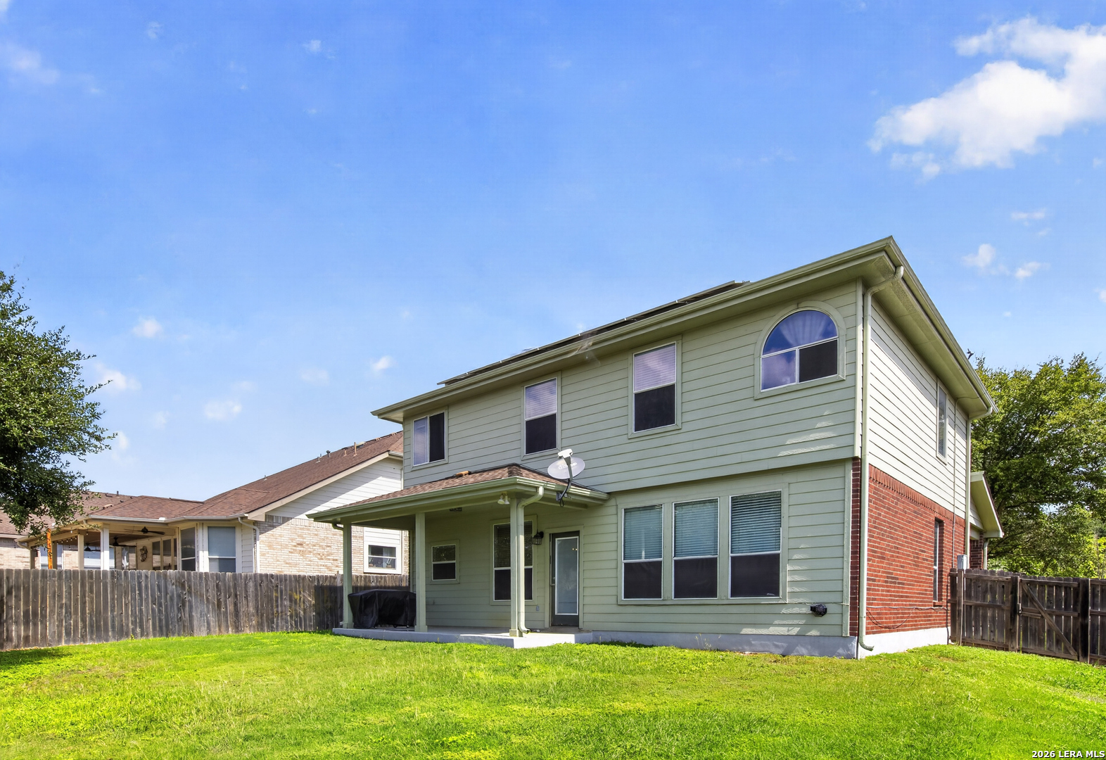 main property photo 5
