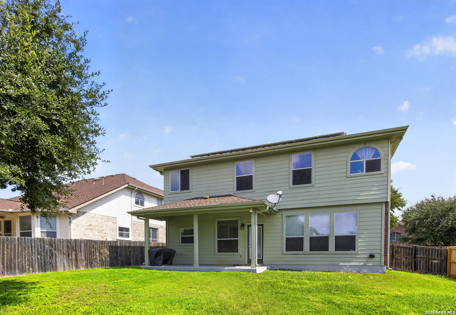 main property photo 6