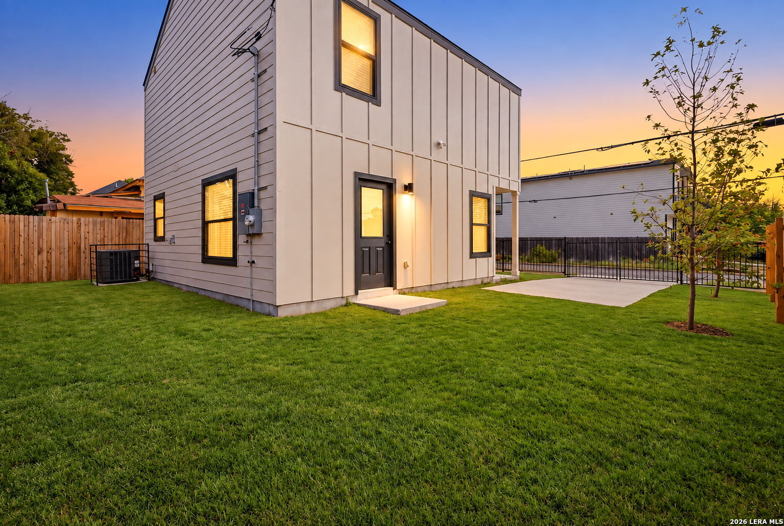 main property photo 29