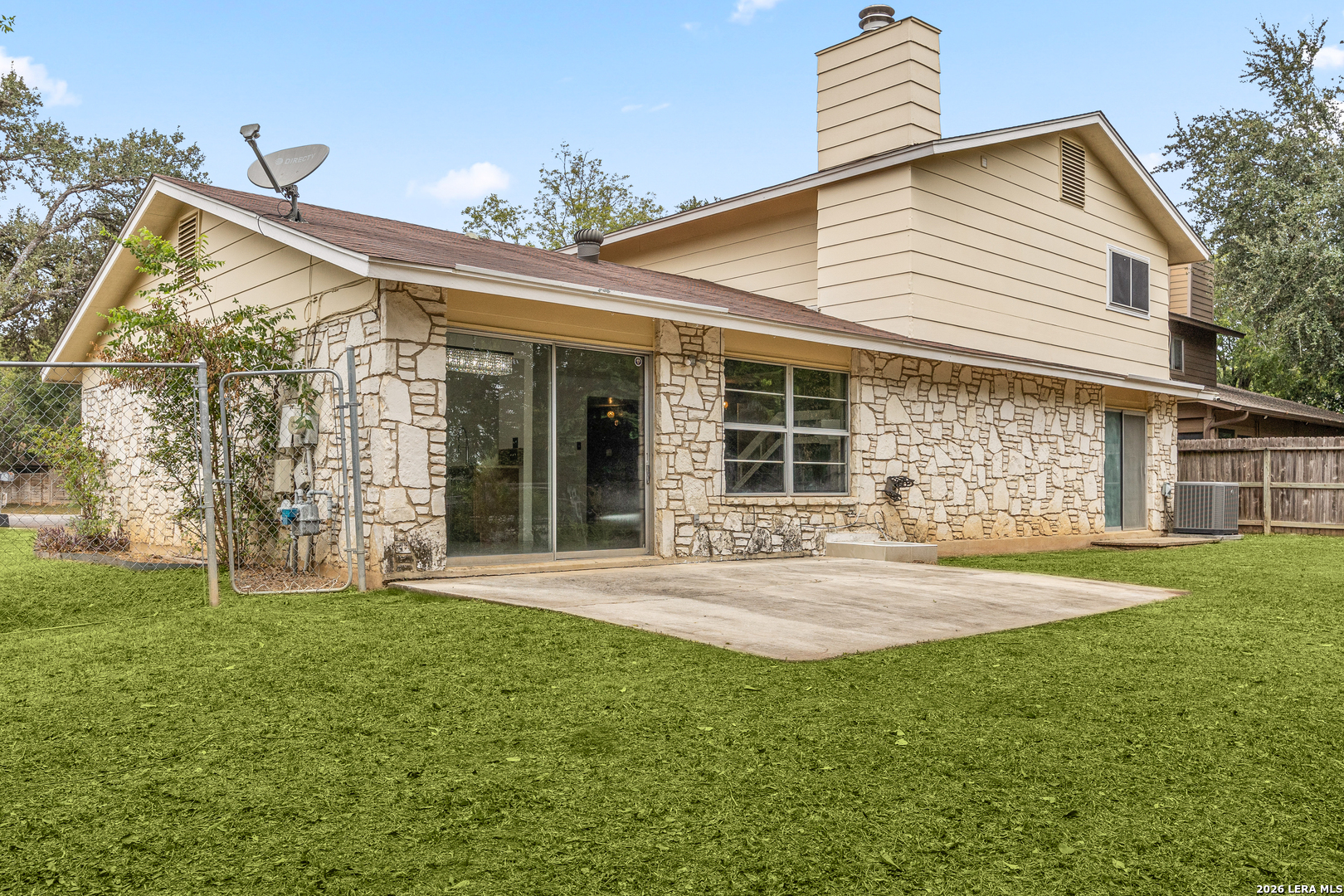 main property photo 37