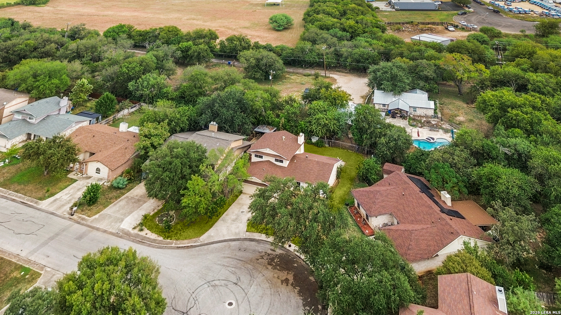 main property photo 41