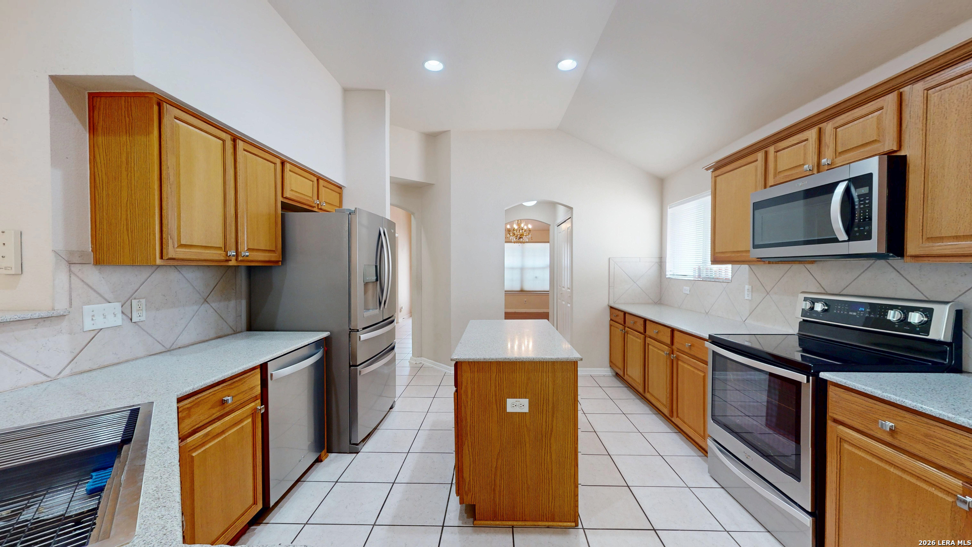 main property photo 17
